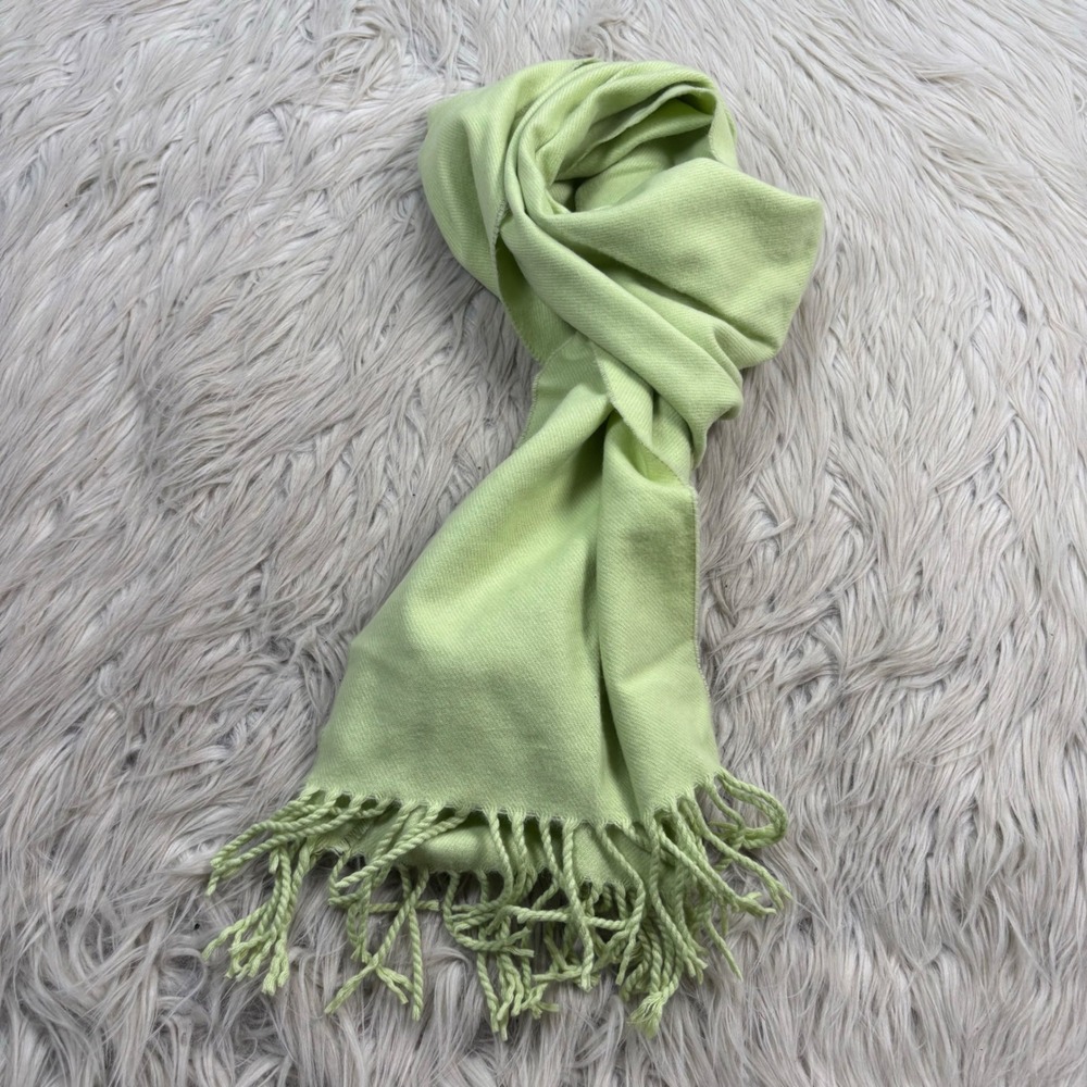 Made in England Green 100% Cashmere Scarf Fringe Hem Preppy Classic Dopamine